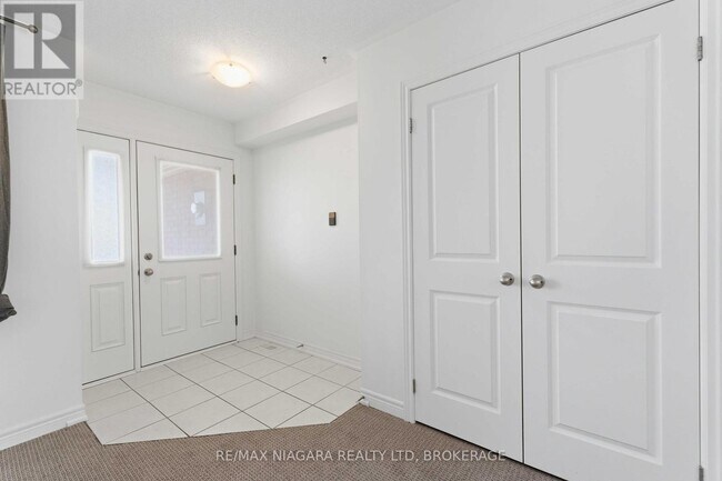 Building Photo - 48 Juneberry Rd