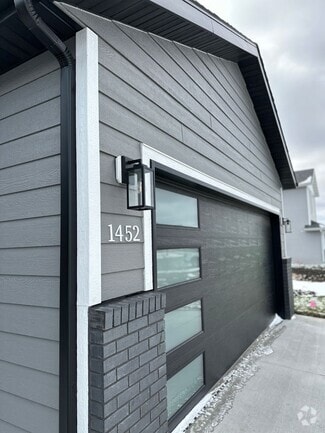 Building Photo - 1452 69th Ave S