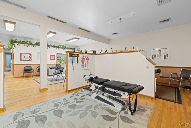 Foto del edificio - 1628 W Genesee St