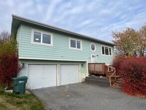 Building Photo - 11261 E Hecker Dr