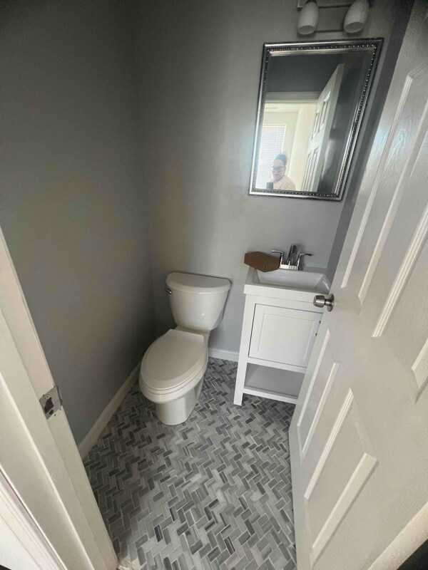 Building Photo - 1614 E Lanvale St