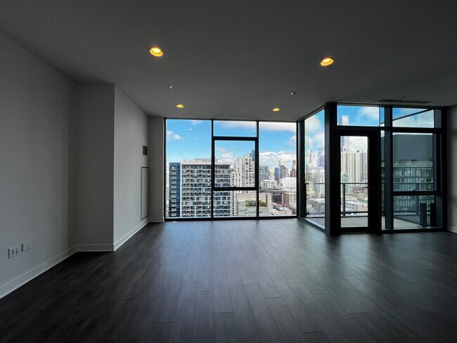 Foto del edificio - 40 W Hubbard St