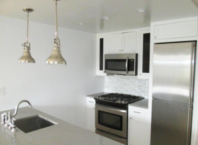 Building Photo - 50-51 W 93rd St
