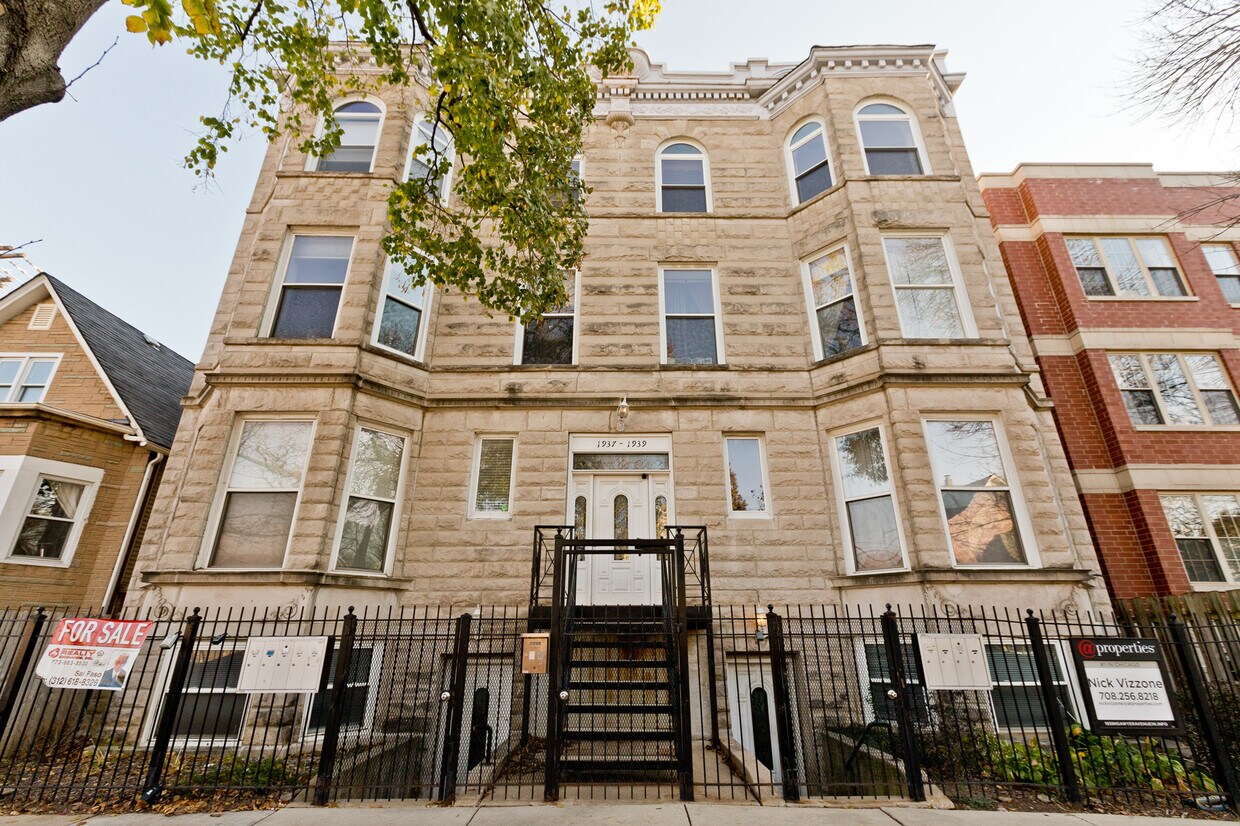 Foto principal - 1937 N Sawyer Ave