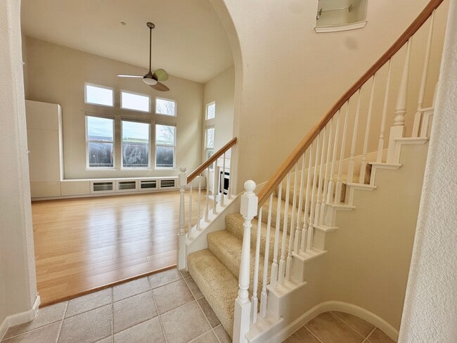 Foto del edificio - Coming Soon! Charming 3-Bedroom Hamilton Home