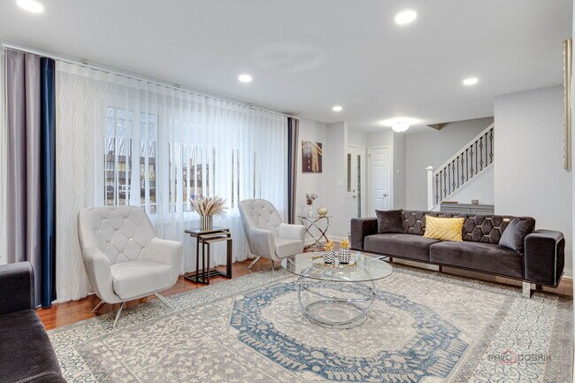 Foto del edificio - 1805 W Willow Ln