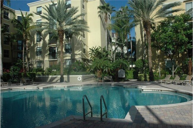 Foto del edificio - 630 S Sapodilla Ave