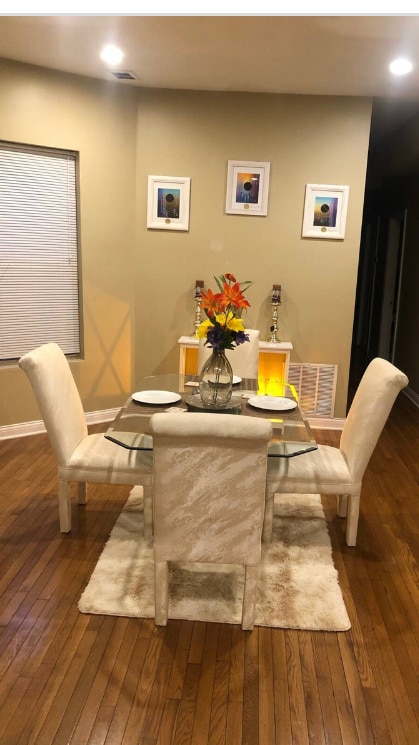 Foto principal - 6630 S Ingleside Ave