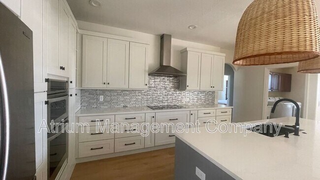 Foto del edificio - 4827 Legacy Oaks Dr