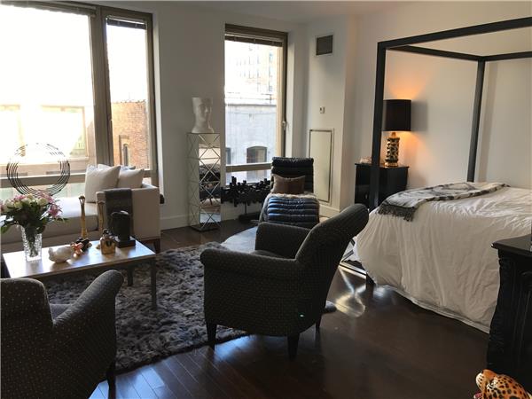 Foto principal - 36 E 21st St