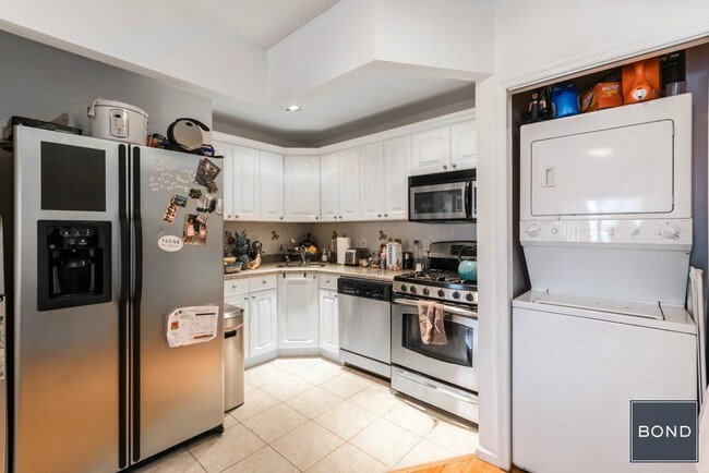 Building Photo - 529 W 147th St