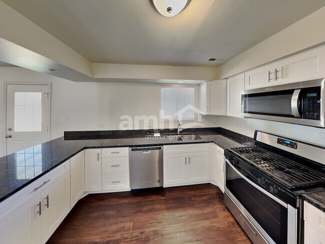 Foto del edificio - 436 N 2150 W