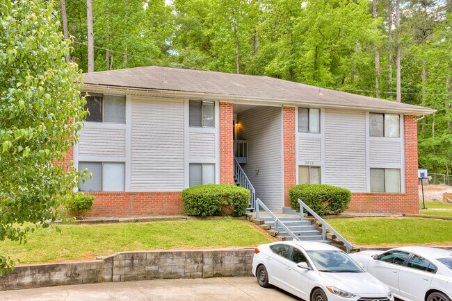 Building Photo - 3510 Woodlake Rd