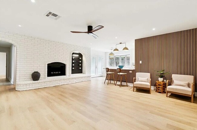 Foto del edificio - 1528 N Cumberland St