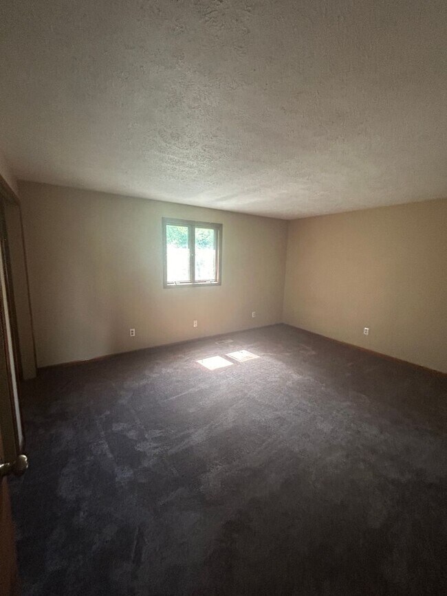 Foto del edificio - 6916 Decatur Rd