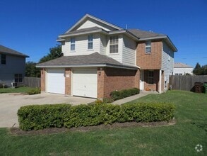 Building Photo - 2877 Southampton Way