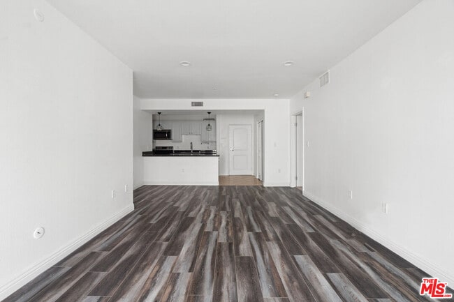 Building Photo - 3740 Santa Rosalia Dr