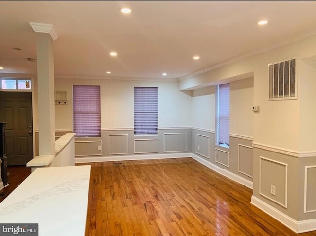 Photo - 617 Montpelier St Townhome