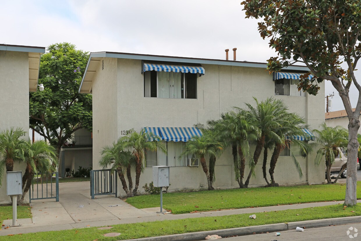 12541 Sunswept Ave, Garden Grove, CA 92843 Apartments in Garden Grove, CA