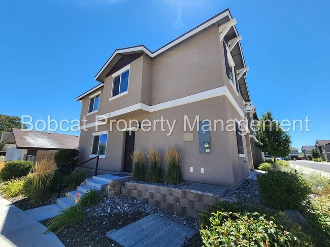Foto del edificio - 3487 E Garden St