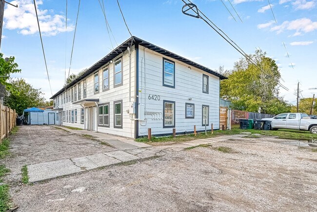 Foto del edificio - 6420 Conley St