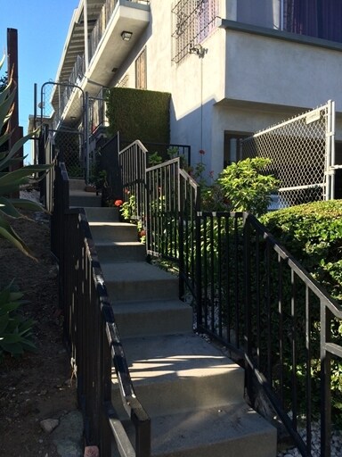 Foto del edificio - 5621 Edgemar Ave