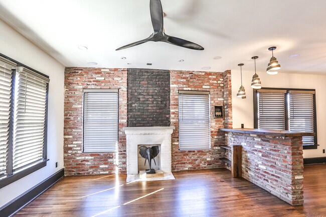 Foto del edificio - 1511 S Baltimore Ave