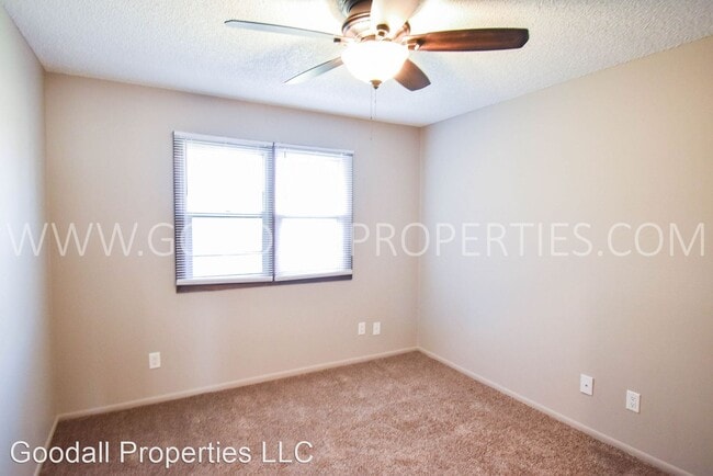 Building Photo - 2 br, 1 bath House - 409 9th St SE