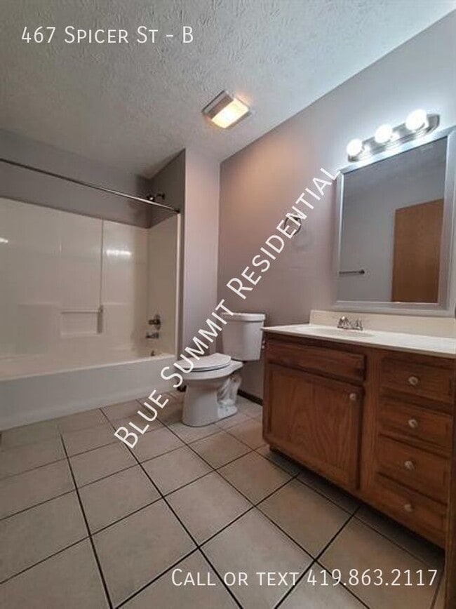Building Photo - 467 Spicer Street