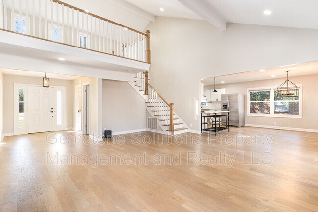 Building Photo - 1605 Woodland Ct