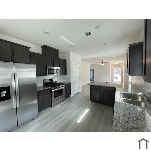 Building Photo - 2304 Pyrite Dr