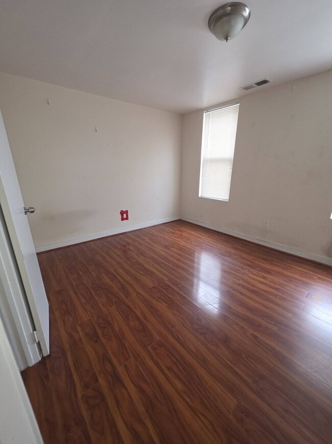 Building Photo - 4200 Powelton Ave