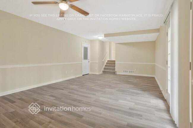 Foto del edificio - 350 Edna Dr