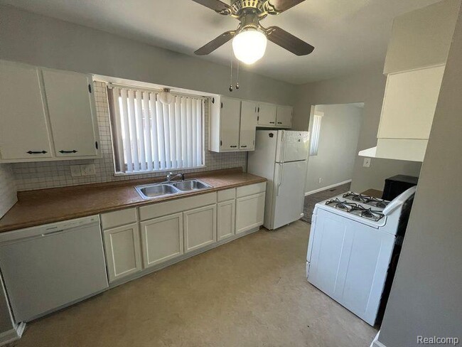 Foto del edificio - 59 W Harwood Ave