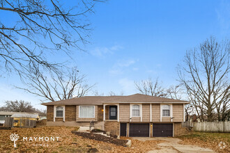 Building Photo - 7912 Southview Dr