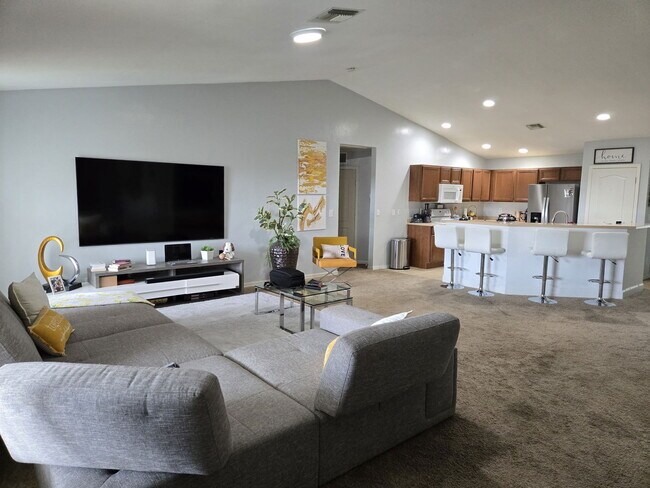 Foto del edificio - Northwest 20th Place, Cape Coral, FL 33993...