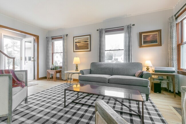 Foto del edificio - 3742 Ross St