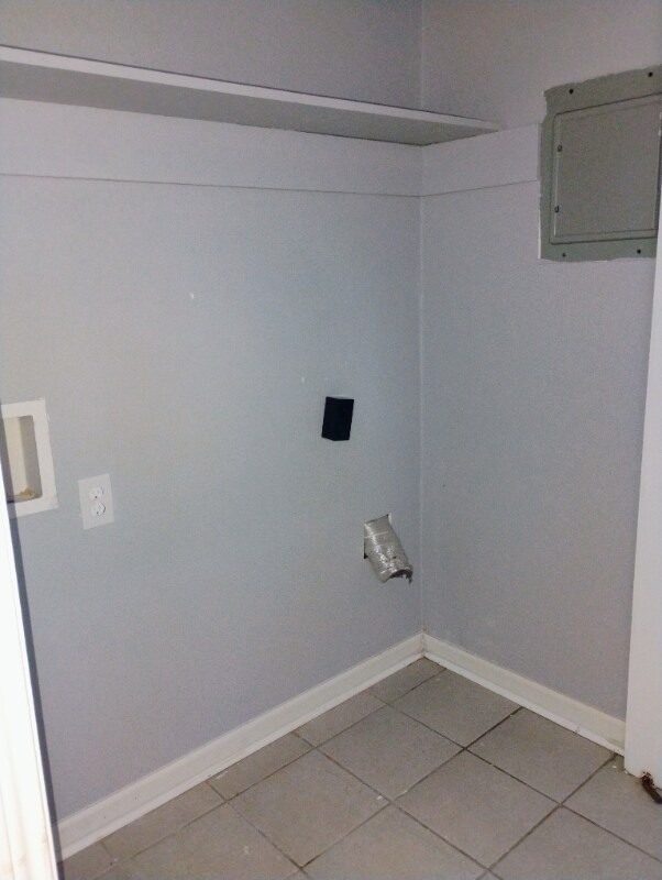 Foto del edificio - 12240 Jackson Rd
