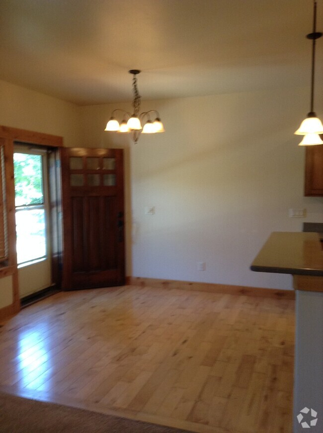 Building Photo - 3067 Fen Way