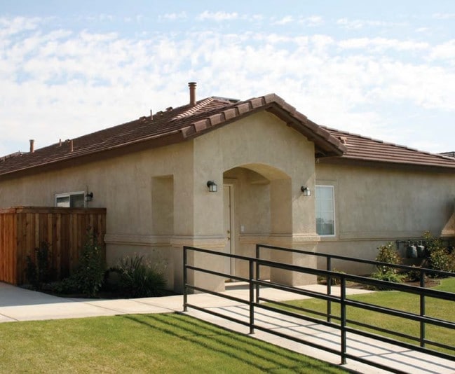 West Day Ranch Apartments in Bakersfield, CA