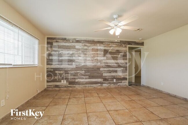 Foto del edificio - 222 SE 26th St