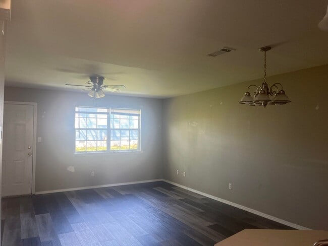 Building Photo - 808 S Glenwood Ave