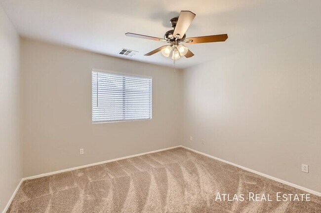 Foto del edificio - 7926 S 67th Dr