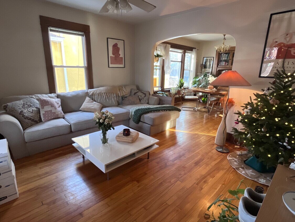 Foto principal - 3306 Humboldt Ave S