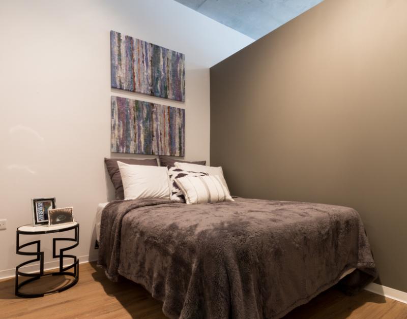 Foto principal - 1629 W Division St
