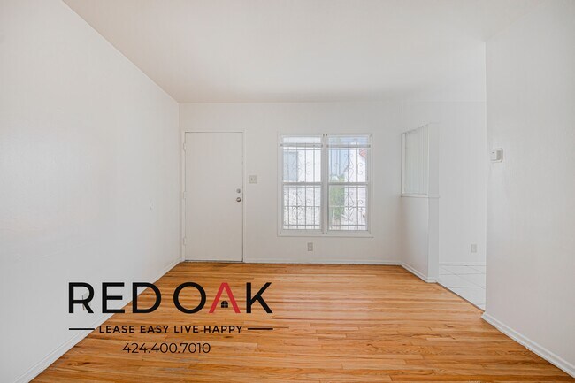 Foto del edificio - 1214 1/4 S Orange Grove Ave-1214 1/4