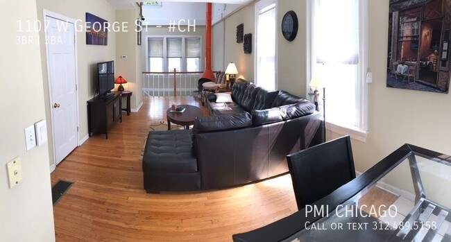 Photo - 1107 W George St House
