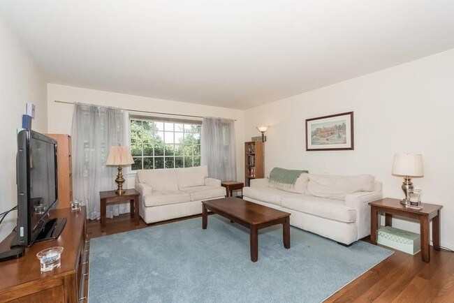 Foto del edificio - 151 Heritage Hill Rd