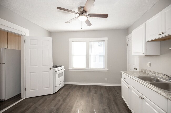 Foto del edificio - Spacious 3 bedroom/1 bath house!