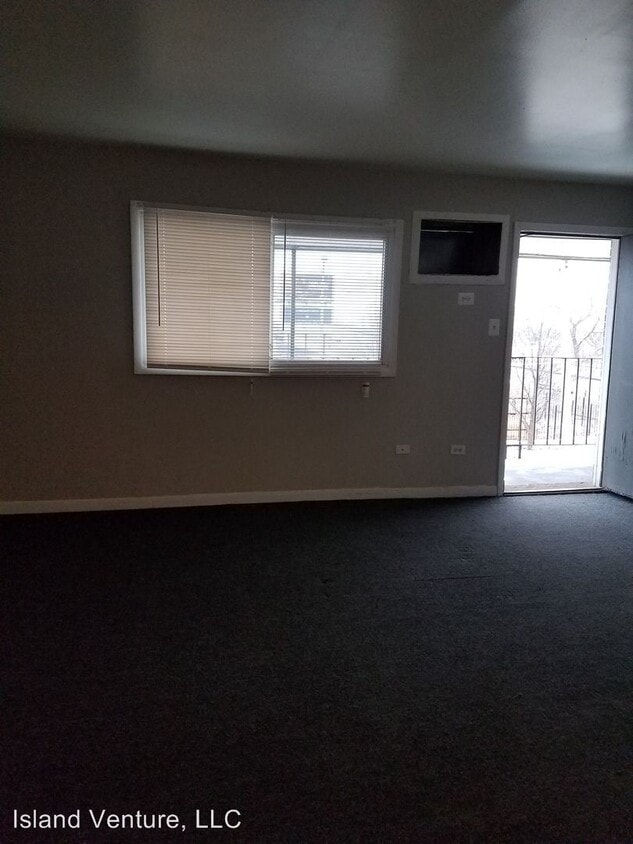Primary Photo - 2242 Burr Oak Ave